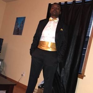 Meet your Posher, Amber